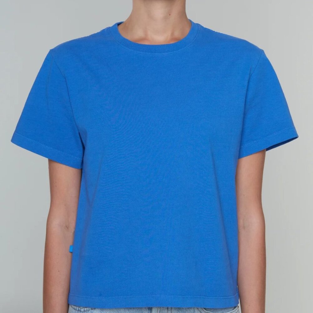 Still Here Colors T-shirt in Blue